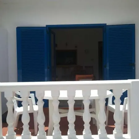 Willa La Caleta Sleeps 6 Wifi Famara