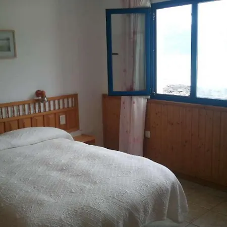 La Caleta Sleeps 6 Wifi * פאמארה